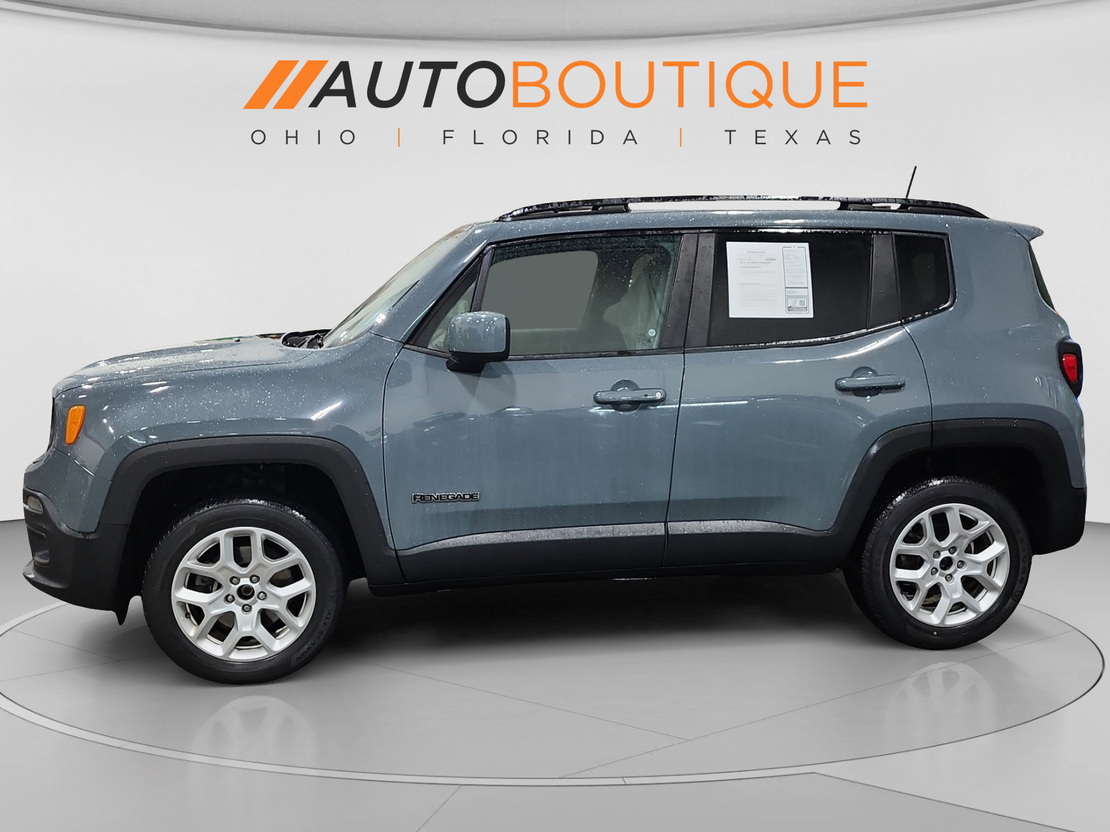 Used 2018 Jeep Renegade Latitude w/ Trailer Tow Group AWD/4WD image 2