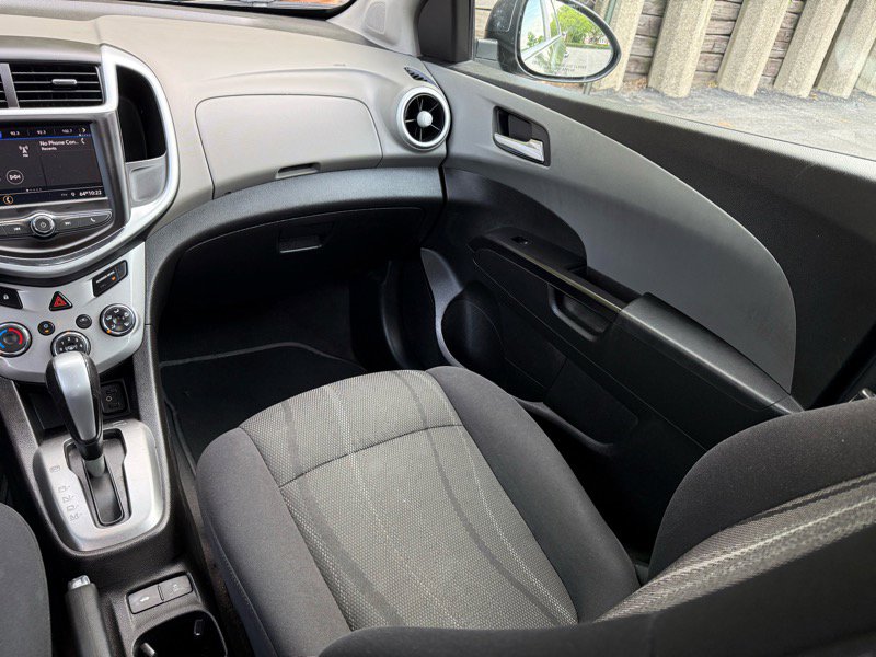 Used 2020 Chevrolet Sonic LT image 14