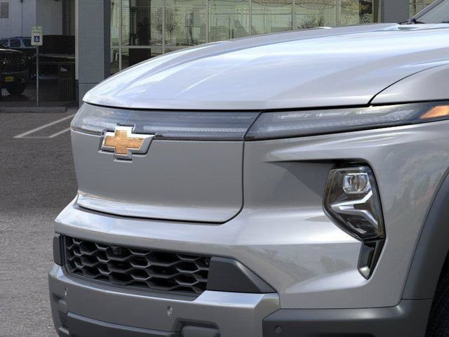 New 2026 Chevrolet Silverado EV LT w/ Plus Package AWD/4WD image 13