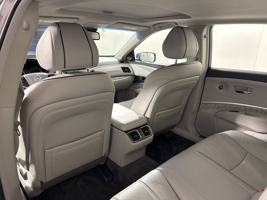 Used 2018 Acura RLX w/ Technology Package FWD image 16