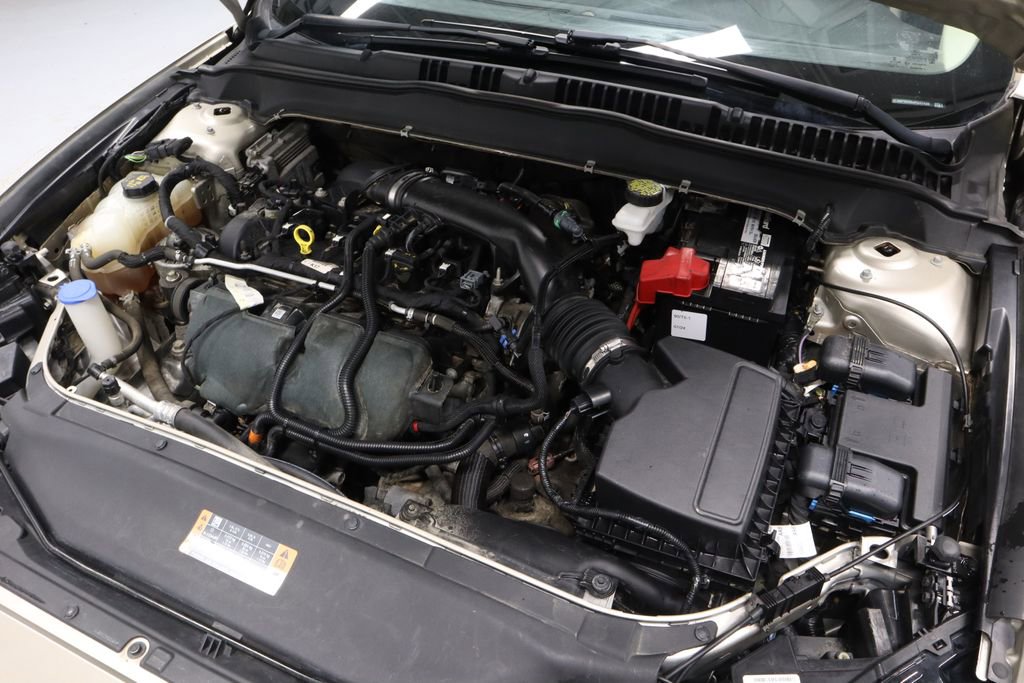 Used 2018 Ford Fusion Titanium image 15