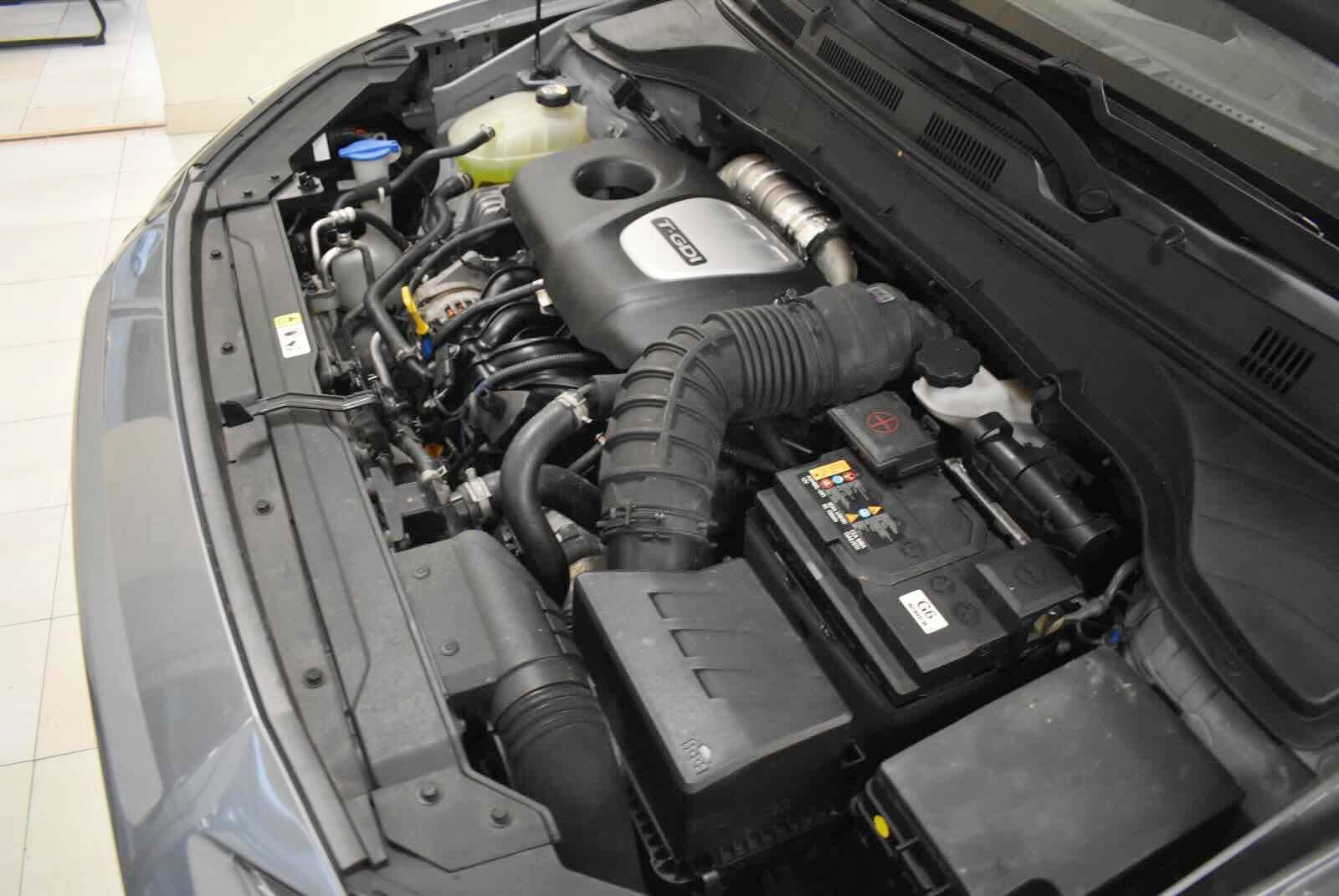 Used 2019 Hyundai Kona Limited AWD/4WD image 30