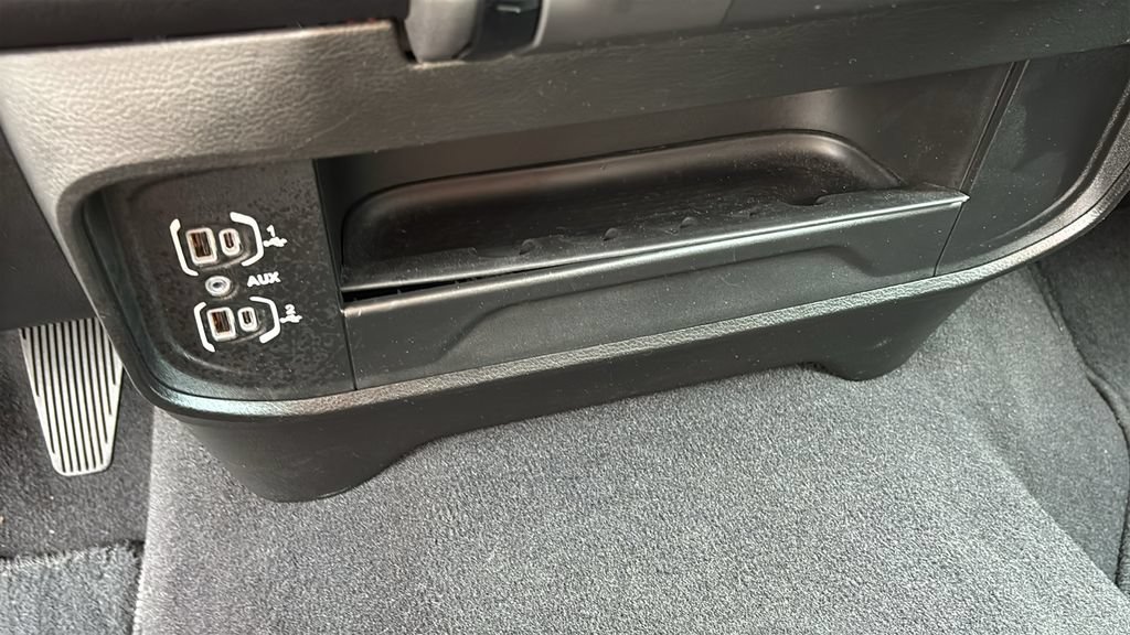 Used 2025 RAM 2500 Big Horn AWD/4WD image 23