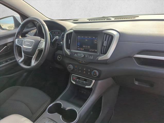 Used 2024 GMC Terrain SLE image 20