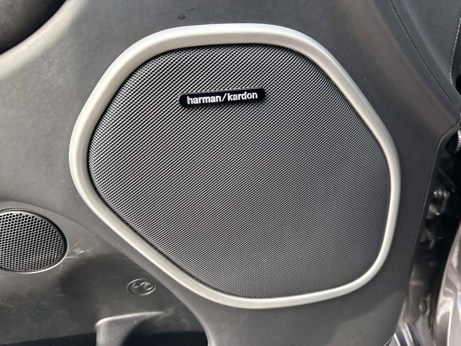 Used 2021 Jeep Grand Cherokee SRT image 20