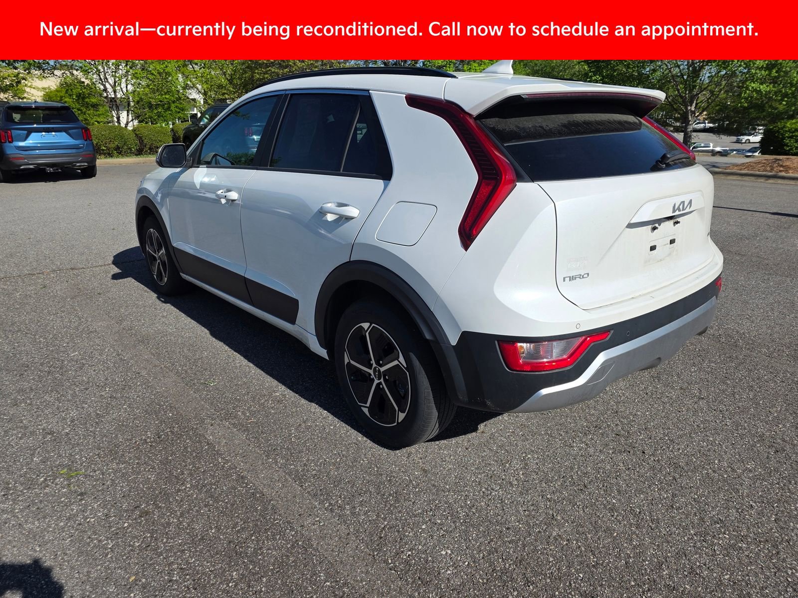 Certified 2024 Kia Niro EX image 3