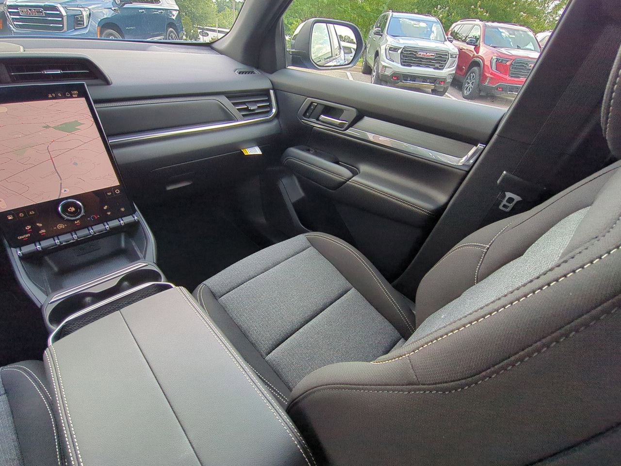 Used 2026 GMC Terrain Elevation w/ Technology Package II image 5