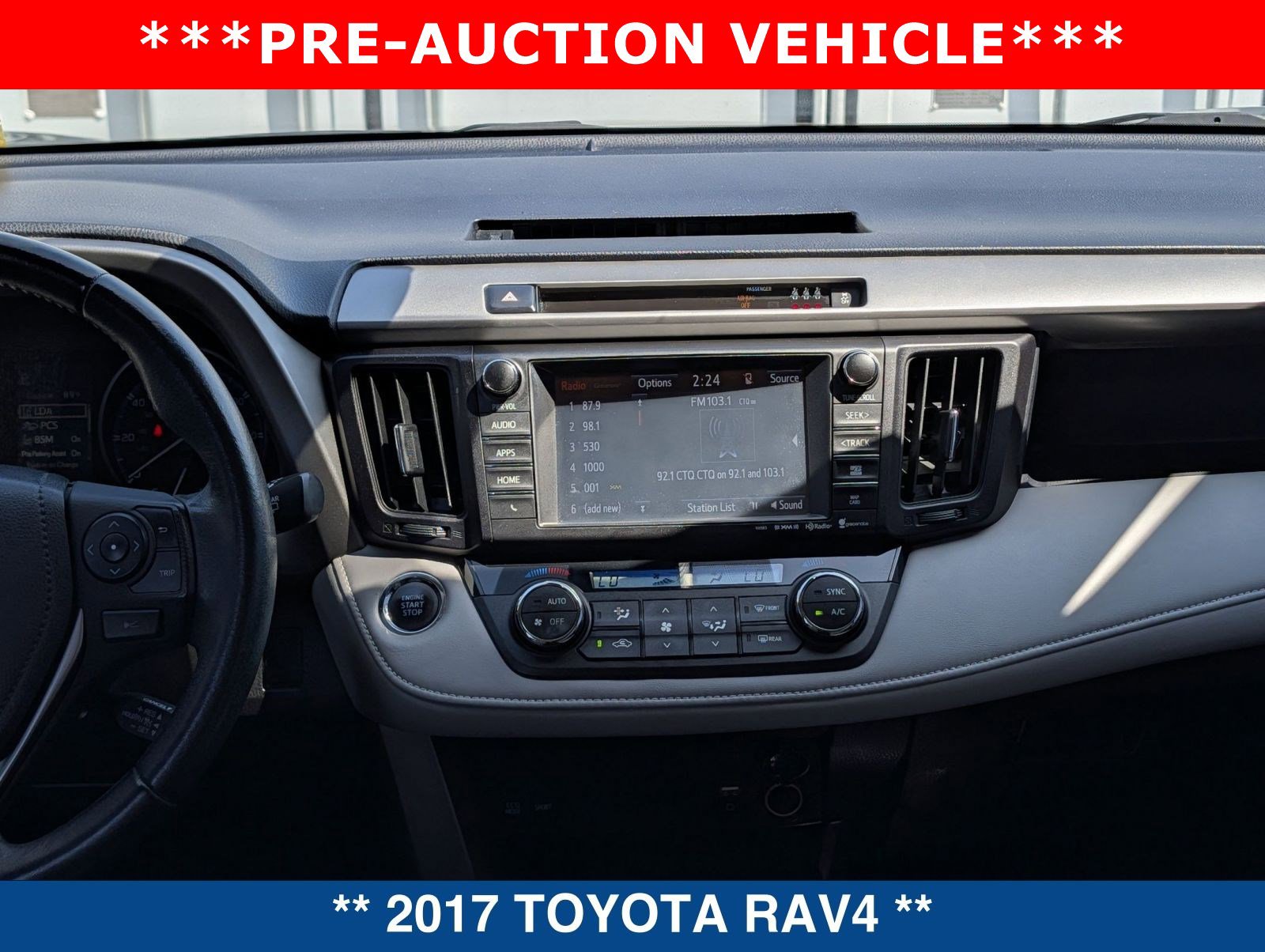 Used 2017 Toyota RAV4 XLE image 18