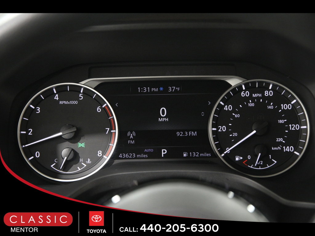 Used 2023 Nissan Rogue SV image 8