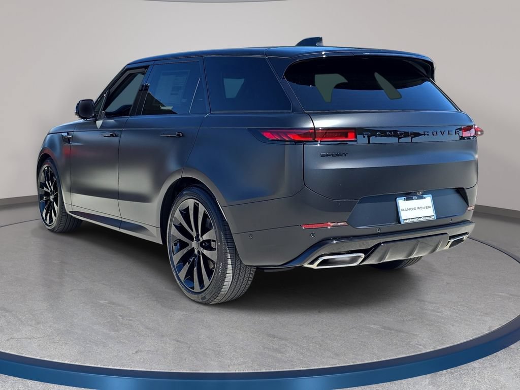New 2027 Land Rover Range Rover Sport Dynamic SE AWD/4WD image 7