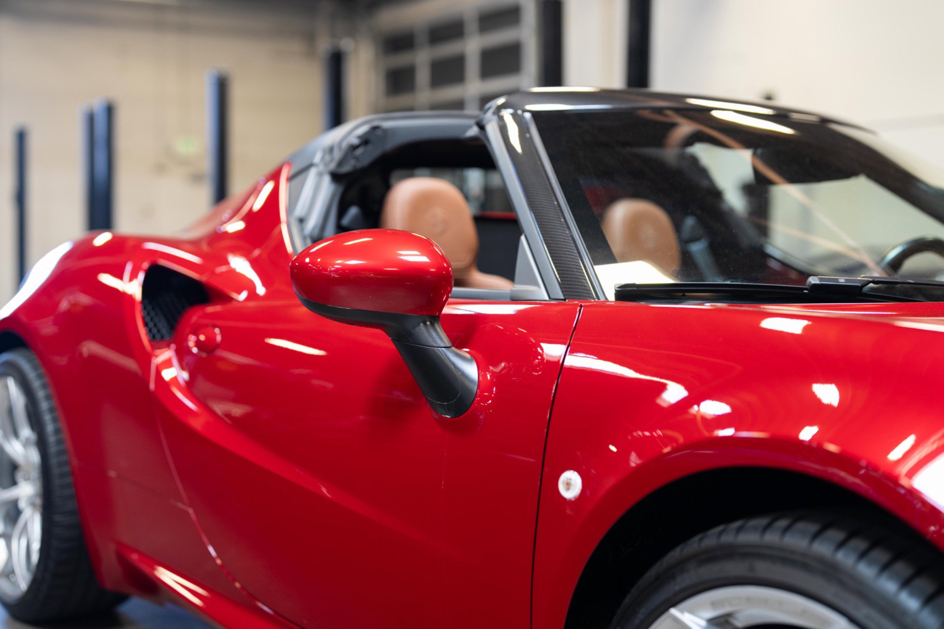 Used 2018 Alfa Romeo 4C Spider w/ Convenience Group - Spider image 25