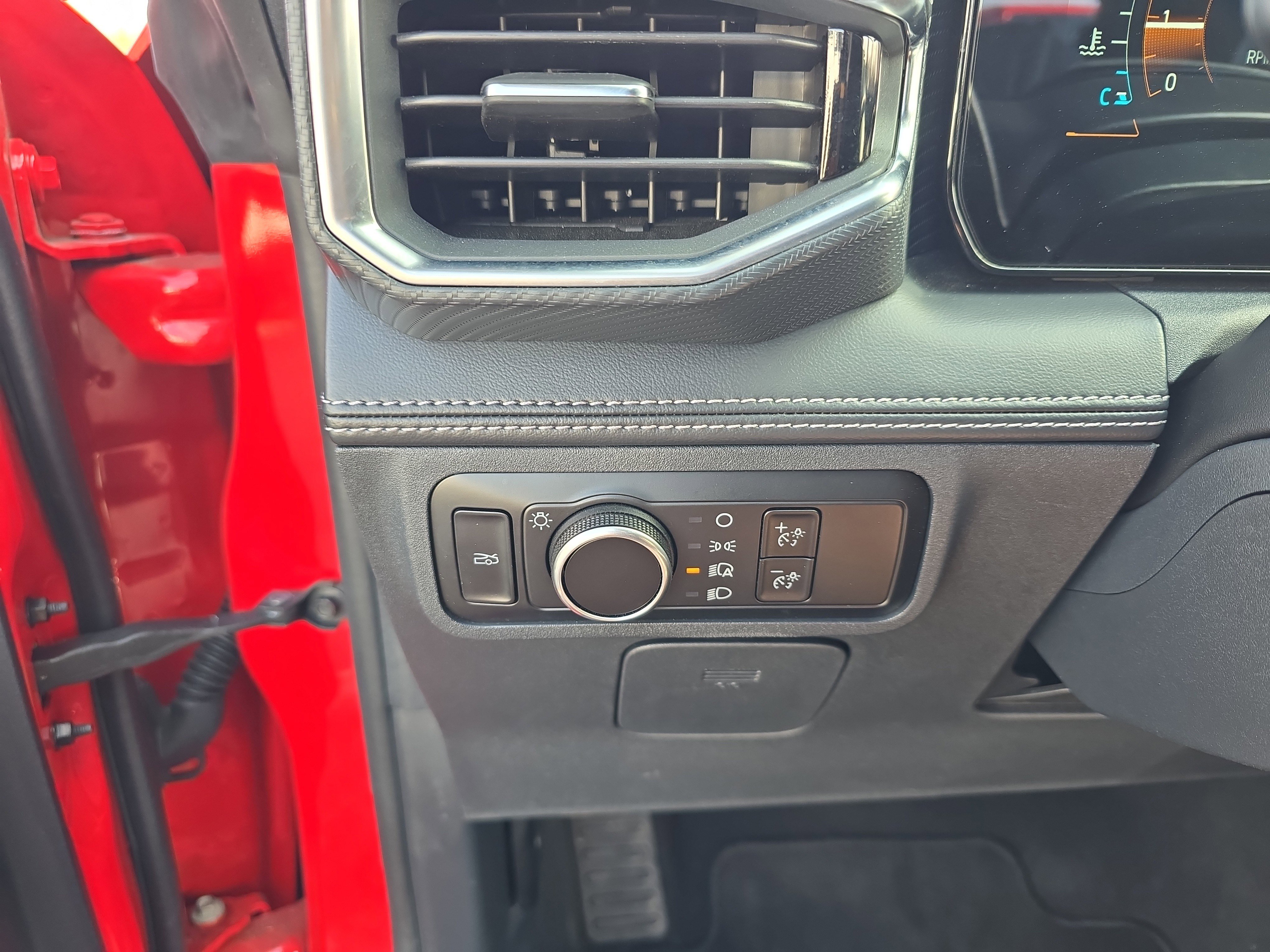 Used 2025 Ford Mustang Premium RWD image 22