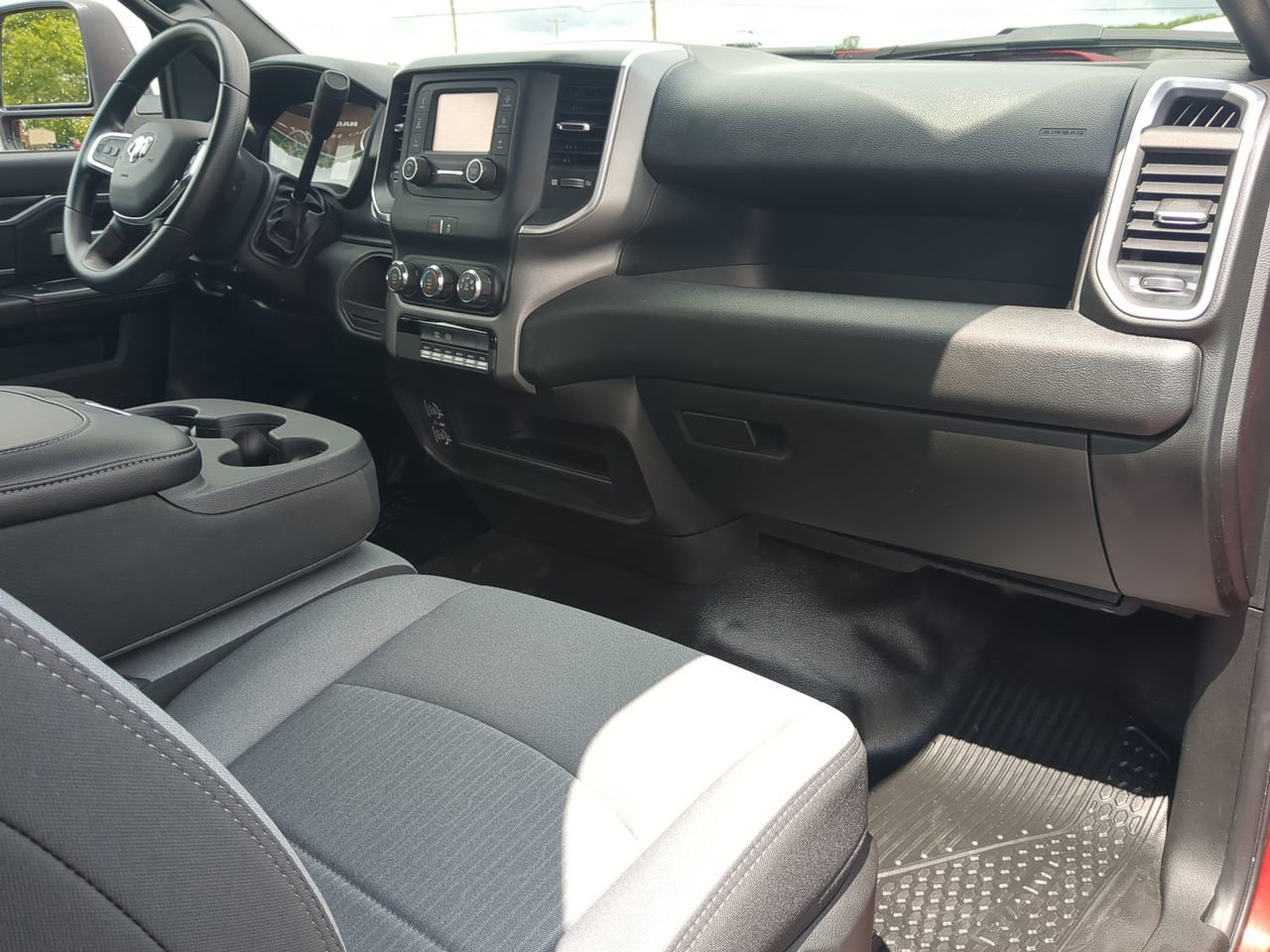 New 2024 RAM 5500 SLT w/ Quick Order Package 2YG SLT RWD image 15