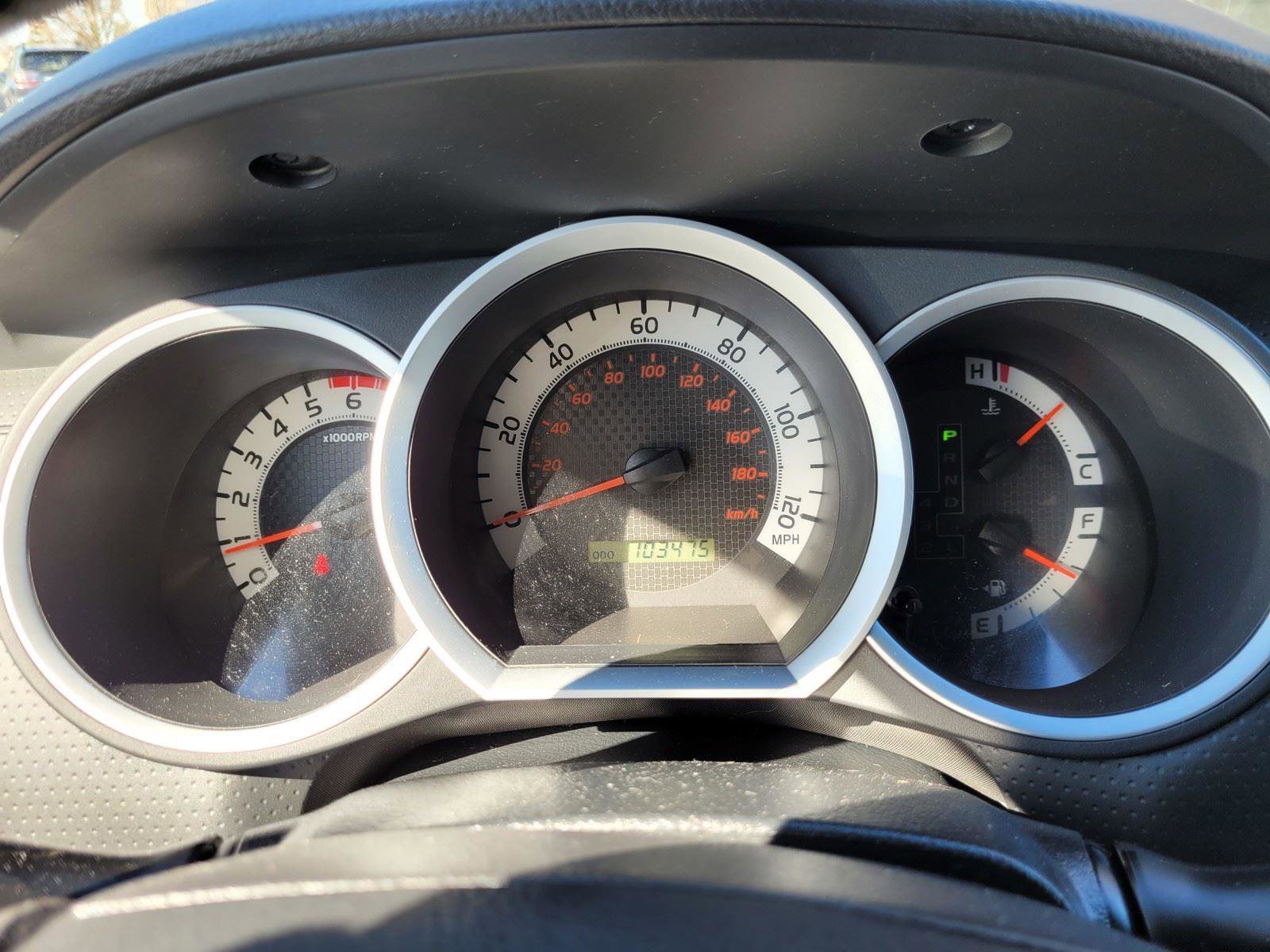 Used 2014 Toyota Tacoma 4x4 Double Cab w/ TRD Off-Road Package image 29