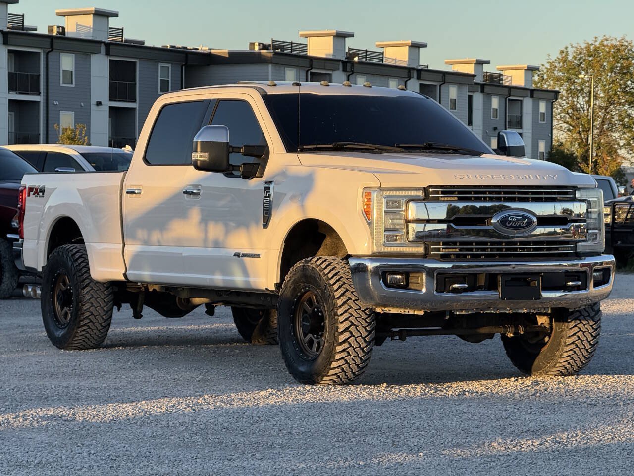 Used 2017 Ford F250 Lariat w/ Lariat Ultimate Package AWD/4WD image 7