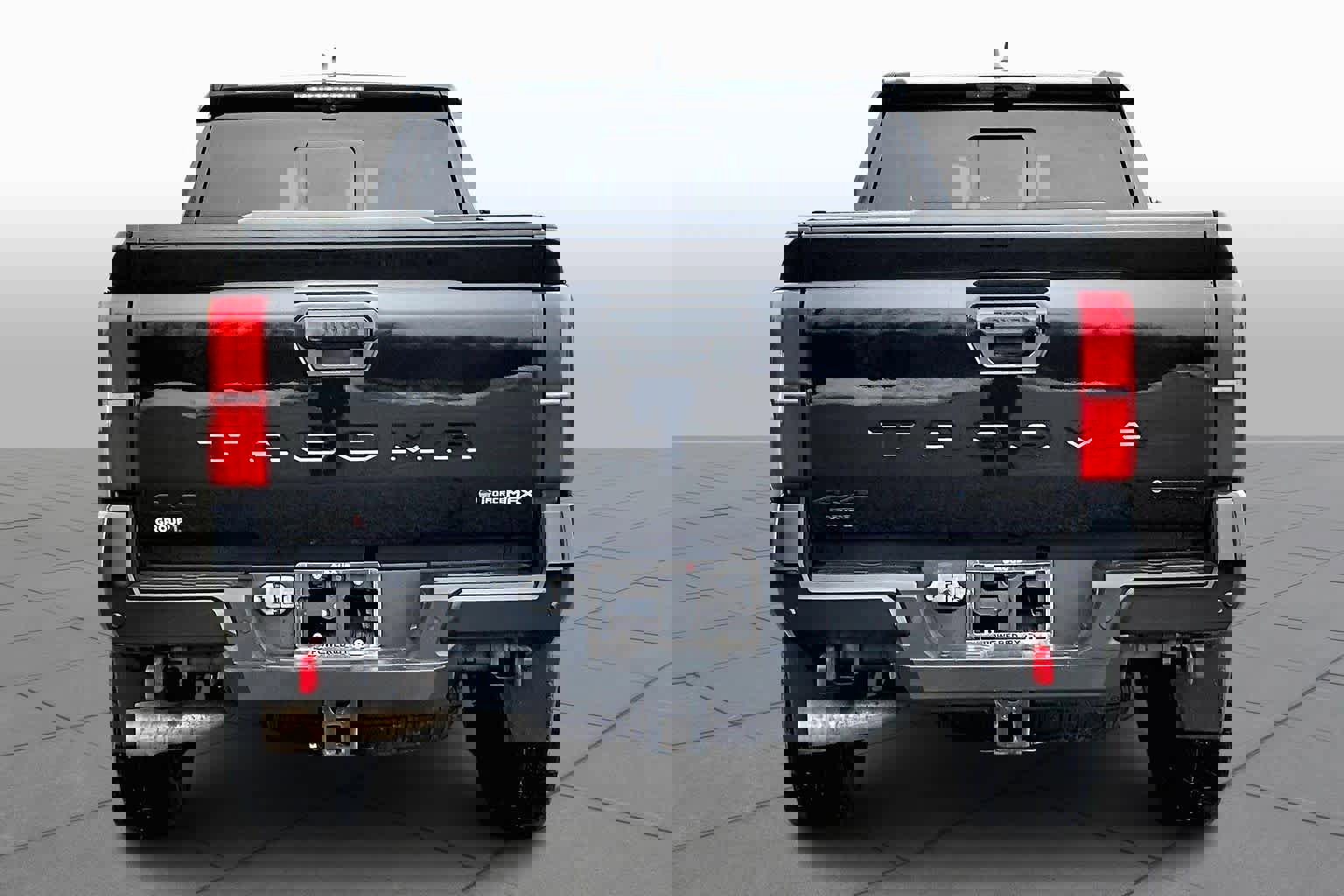 Used 2024 Toyota Tacoma TRD Off-Road w/ TRD Off Road Premium Package image 5