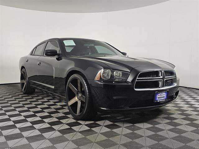 Used 2013 Dodge Charger SE