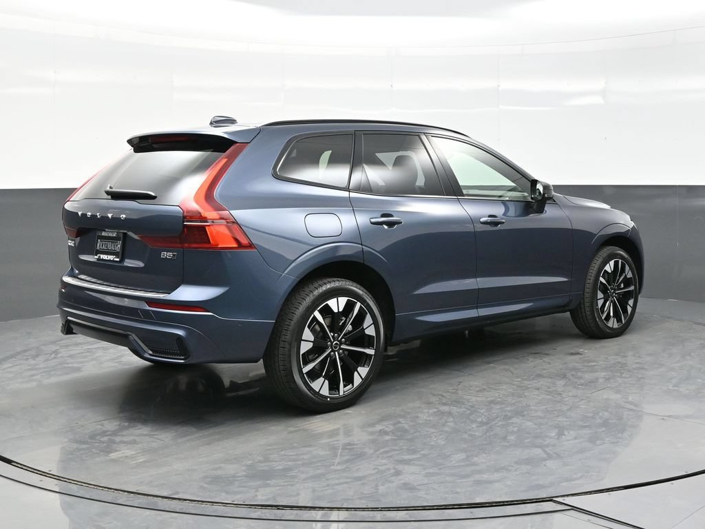 New 2026 Volvo XC60 B5 Plus w/ Climate Package AWD/4WD image 7