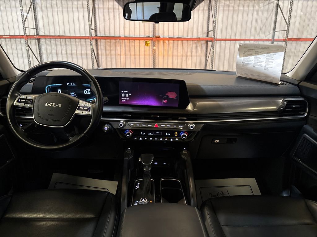 Used 2025 Kia Telluride S image 12
