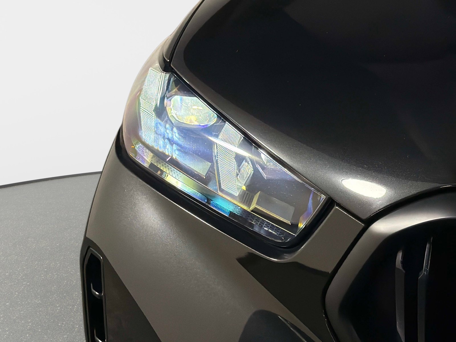 Used 2024 BMW X6 M60i AWD/4WD image 9