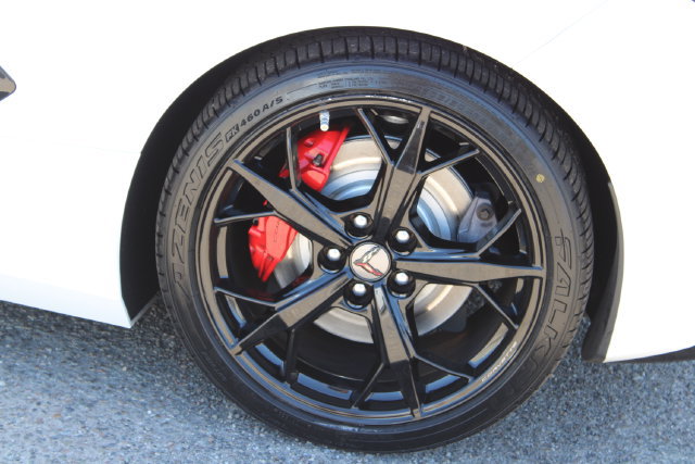 Used 2021 Chevrolet Corvette Stingray Convertible w/ Z51 Performance Package RWD image 7