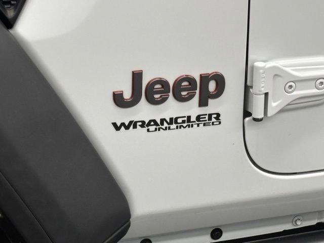 Used 2021 Jeep Wrangler Unlimited Rubicon w/ Cold Weather Group AWD/4WD image 8