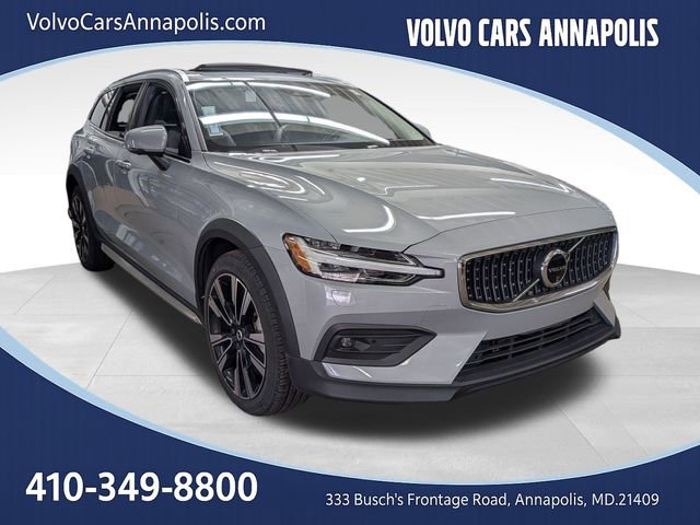 Certified 2025 Volvo V60 B5 Cross Country Ultra