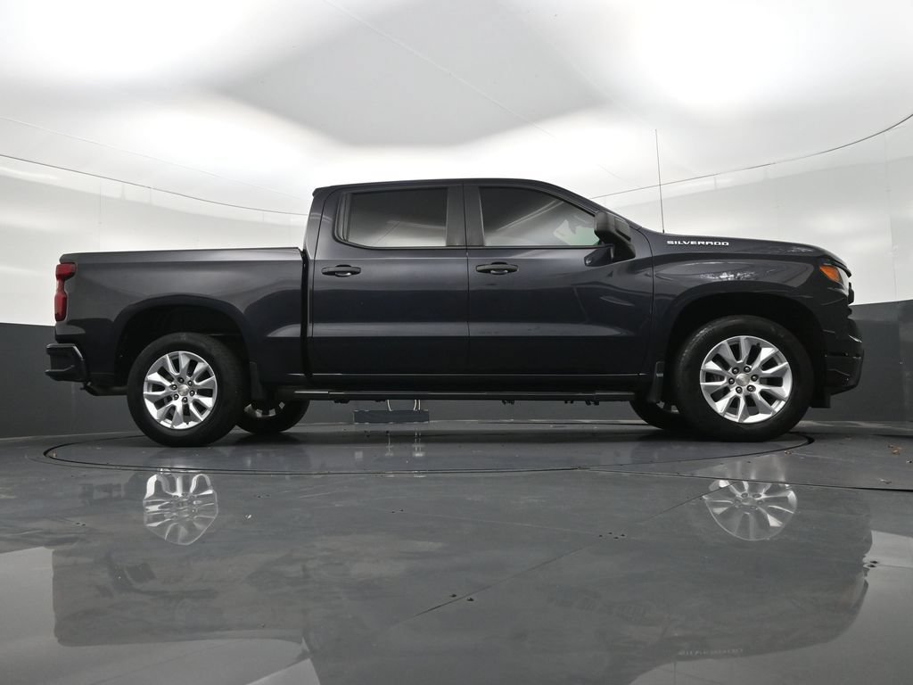 Used 2023 Chevrolet Silverado 1500 Custom RWD image 30