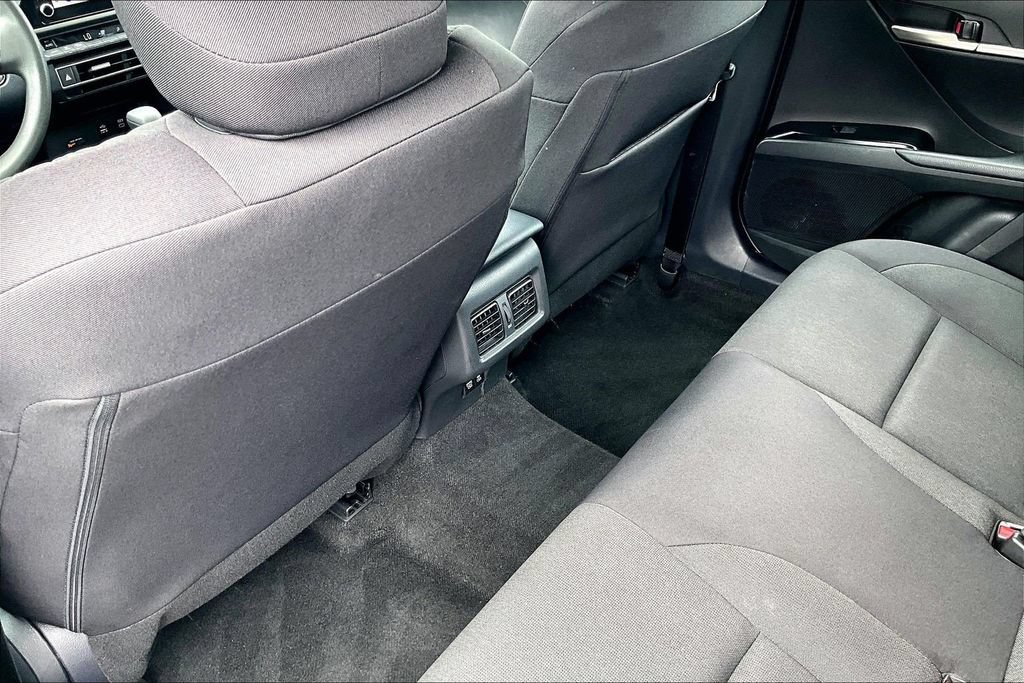 Used 2025 Toyota Camry LE FWD image 10