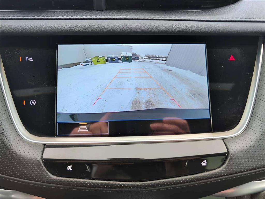 Used 2025 Cadillac XT5 Premium Luxury image 13