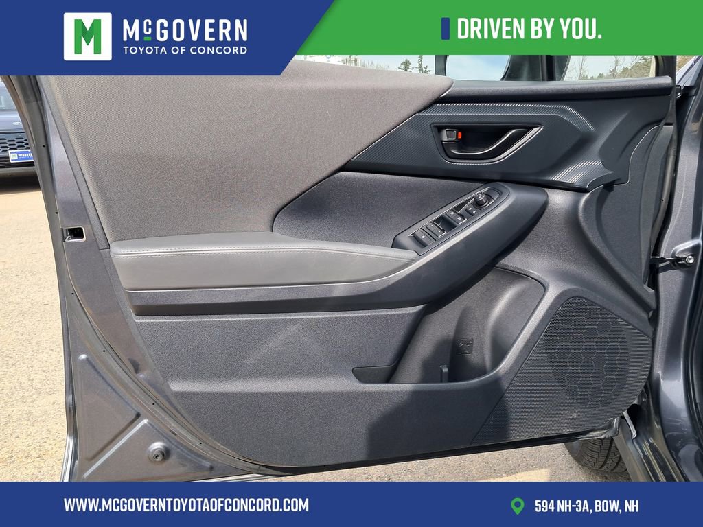Used 2024 Subaru Crosstrek 2.0i Premium image 11