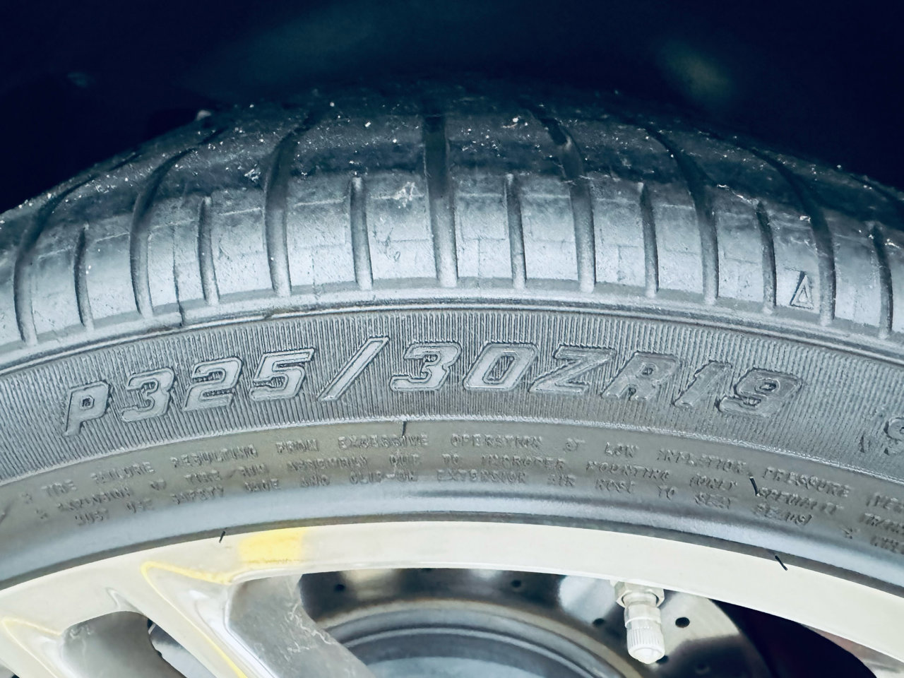 Used 2006 Chevrolet Corvette Z06 w/ Preferred Equipment Group image 13