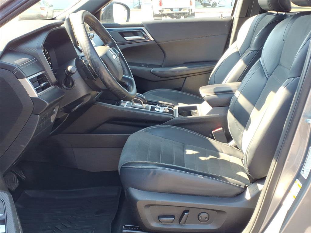 Used 2024 Mitsubishi Outlander SE FWD image 18