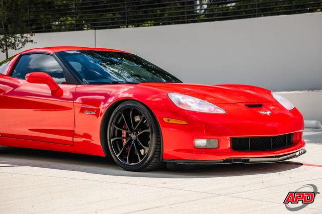 Used 2013 Chevrolet Corvette Z06 w/ 3LZ Preferred Equipment Group RWD image 42
