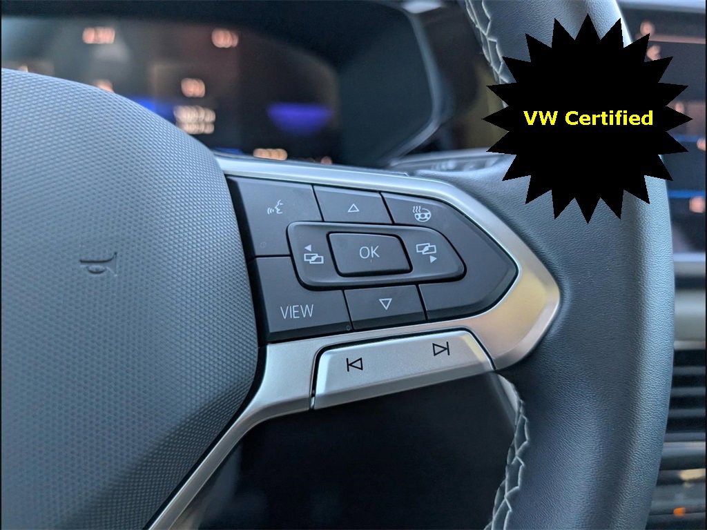 Certified 2023 Volkswagen Taos SE w/ Panoramic Sunroof Package image 14