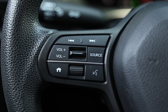 Used 2023 Honda HR-V LX image 33