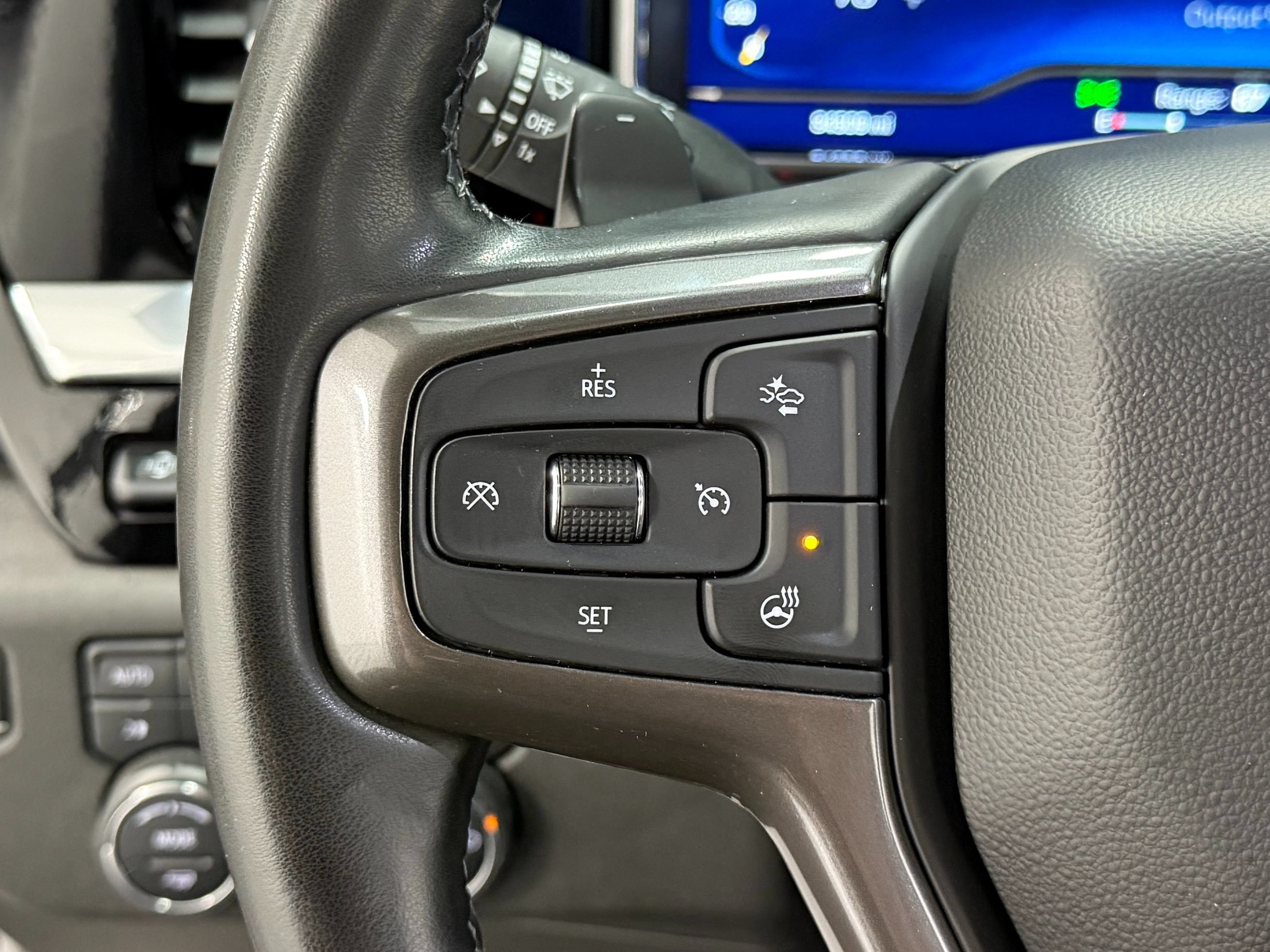 Used 2023 Chevrolet Silverado 1500 High Country w/ Technology Package AWD/4WD image 21