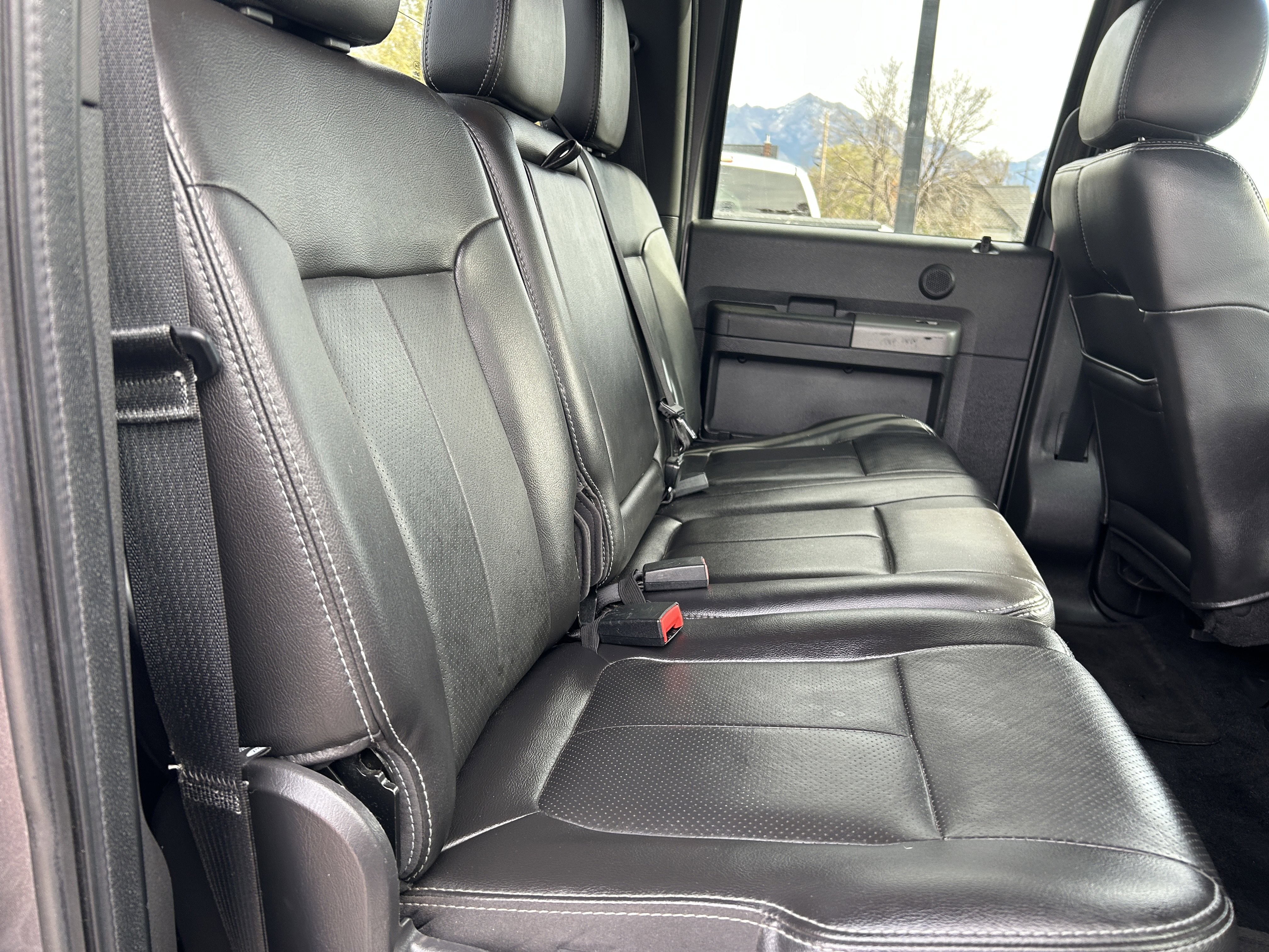 Used 2012 Ford F350 Lariat w/ Lariat Interior Pkg image 14