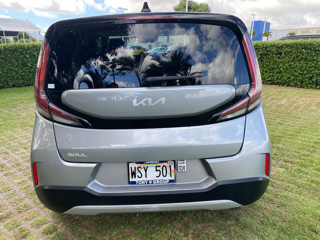 Used 2023 Kia Soul LX w/ LX Technology Package image 6