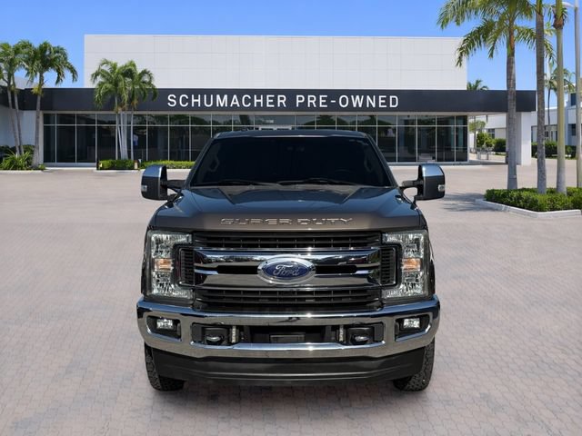 Used 2017 Ford F250 XLT w/ XLT Premium Package AWD/4WD image 2