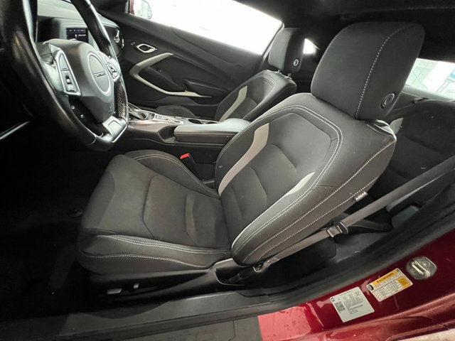 Used 2023 Chevrolet Camaro LT image 15