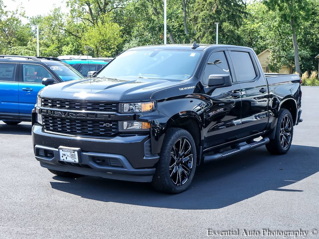 Used 2021 Chevrolet Silverado 1500 Custom AWD/4WD image 3