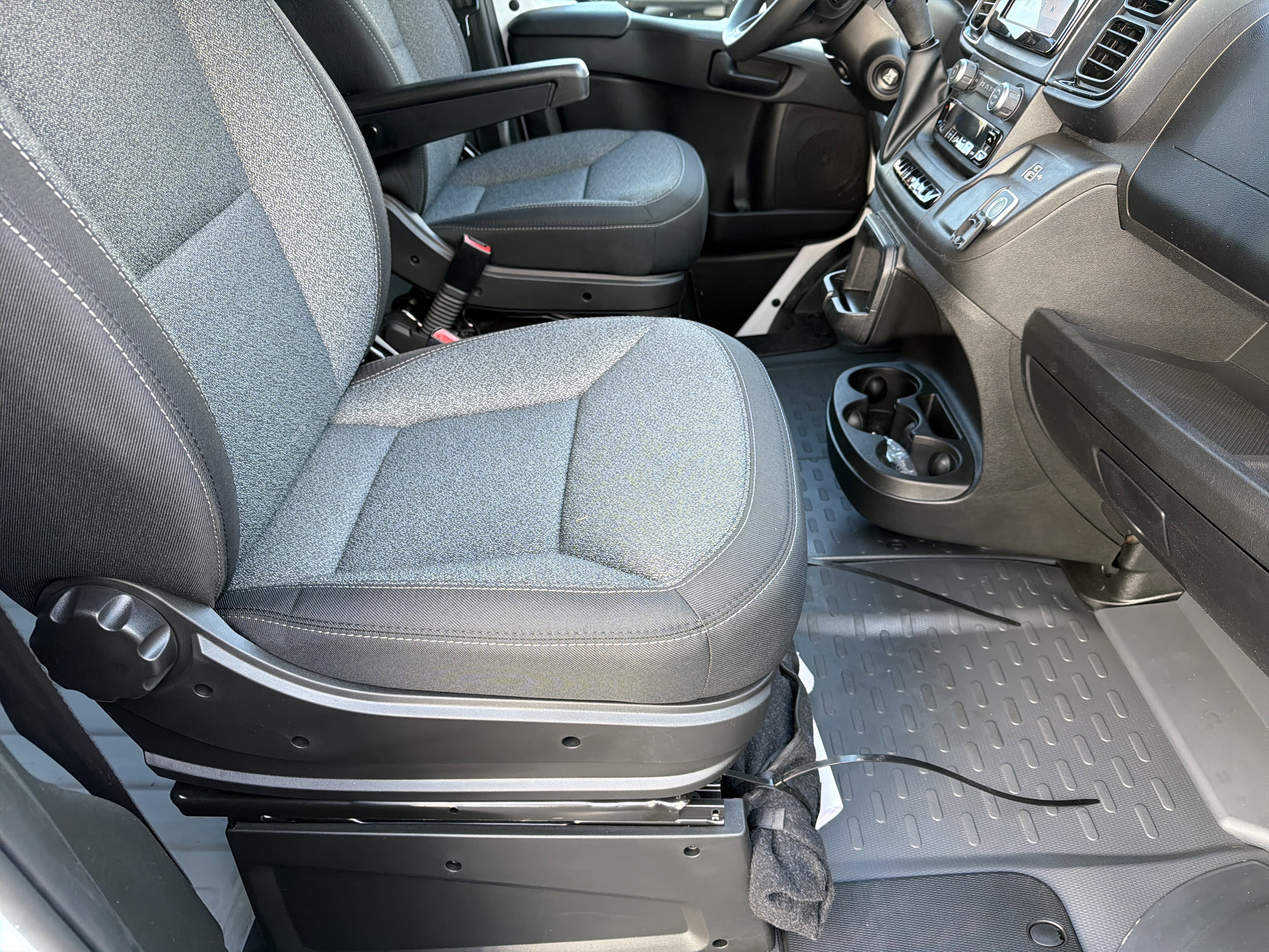 Used 2025 RAM ProMaster 2500 image 14