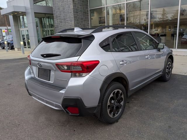 Used 2023 Subaru Crosstrek 2.0i Premium image 3