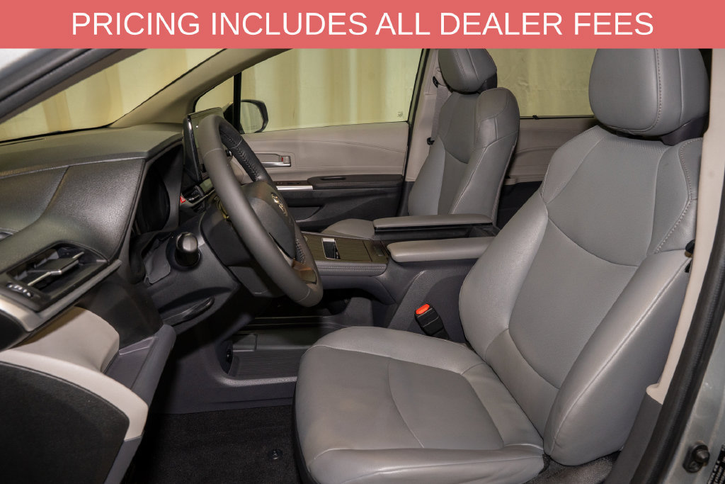 Certified 2023 Toyota Sienna XLE FWD image 12