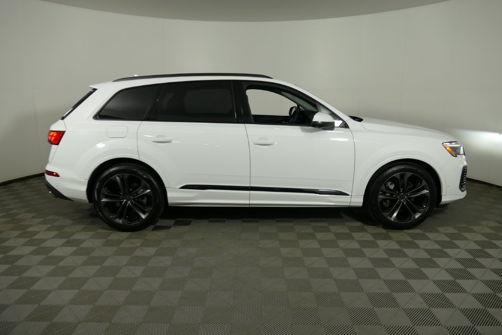 Certified 2026 Audi Q7 3.0T Premium Plus w/ Premium Plus Package AWD/4WD image 2