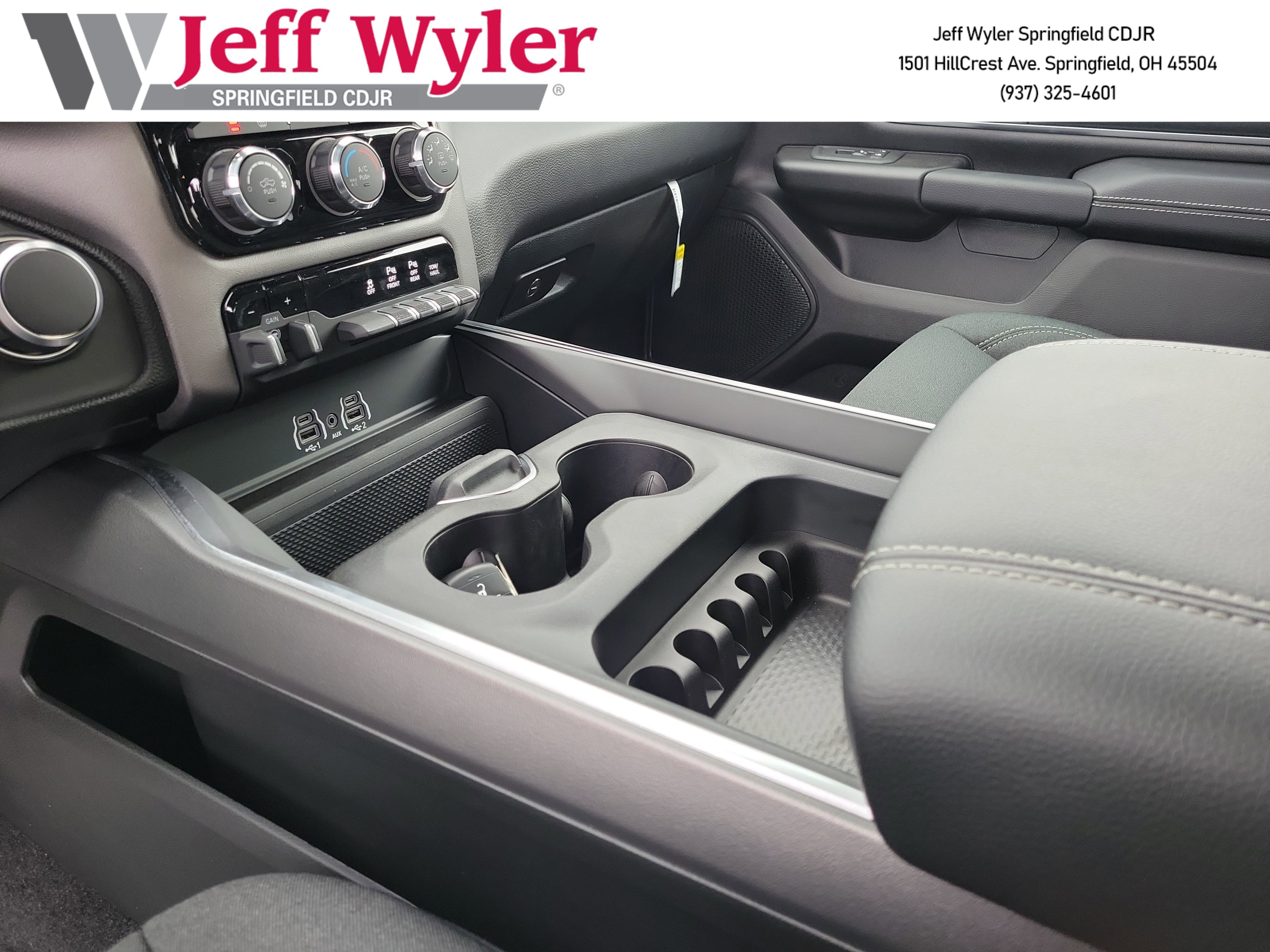 New 2025 RAM 1500 Big Horn image 13