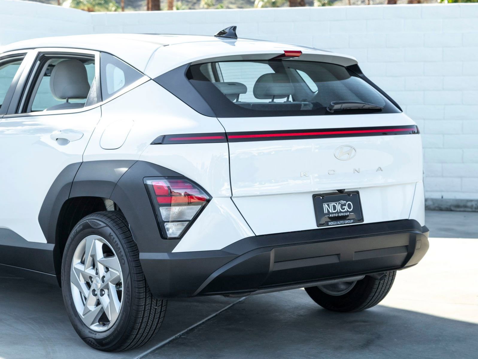 New 2025 Hyundai Kona SE image 8