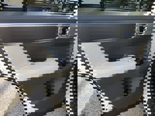 Used 2025 Hyundai Santa Fe SEL image 17