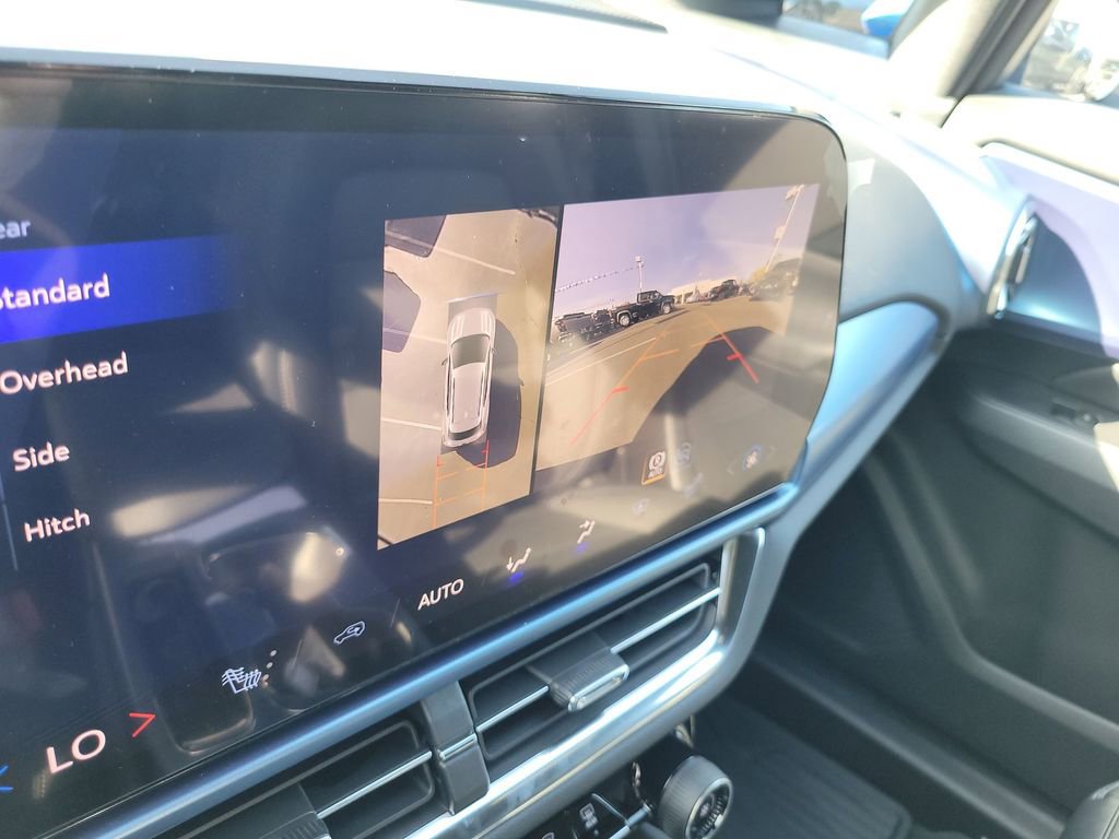 New 2026 Chevrolet Equinox EV LT image 15